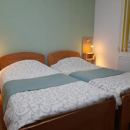 Apartment Sobe I Kety