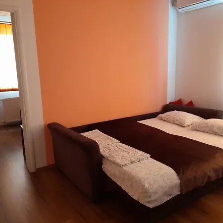 Sobe I Kety * Kragujevac