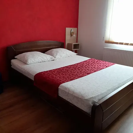 Sobe I Kety Apartment Kragujevac