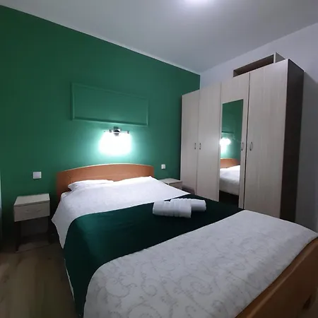 Sobe I Kety Apartment *