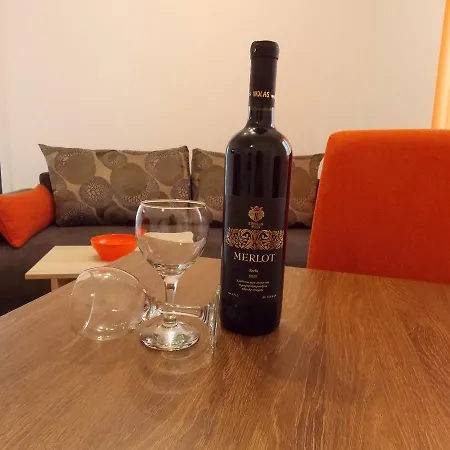 Sobe I Kety * Kragujevac
